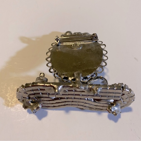 Vintage Bauer brooch “Bejeweled Vanity Table” GUC 2” high by 2 1/4” wide - Picture 3 of 5